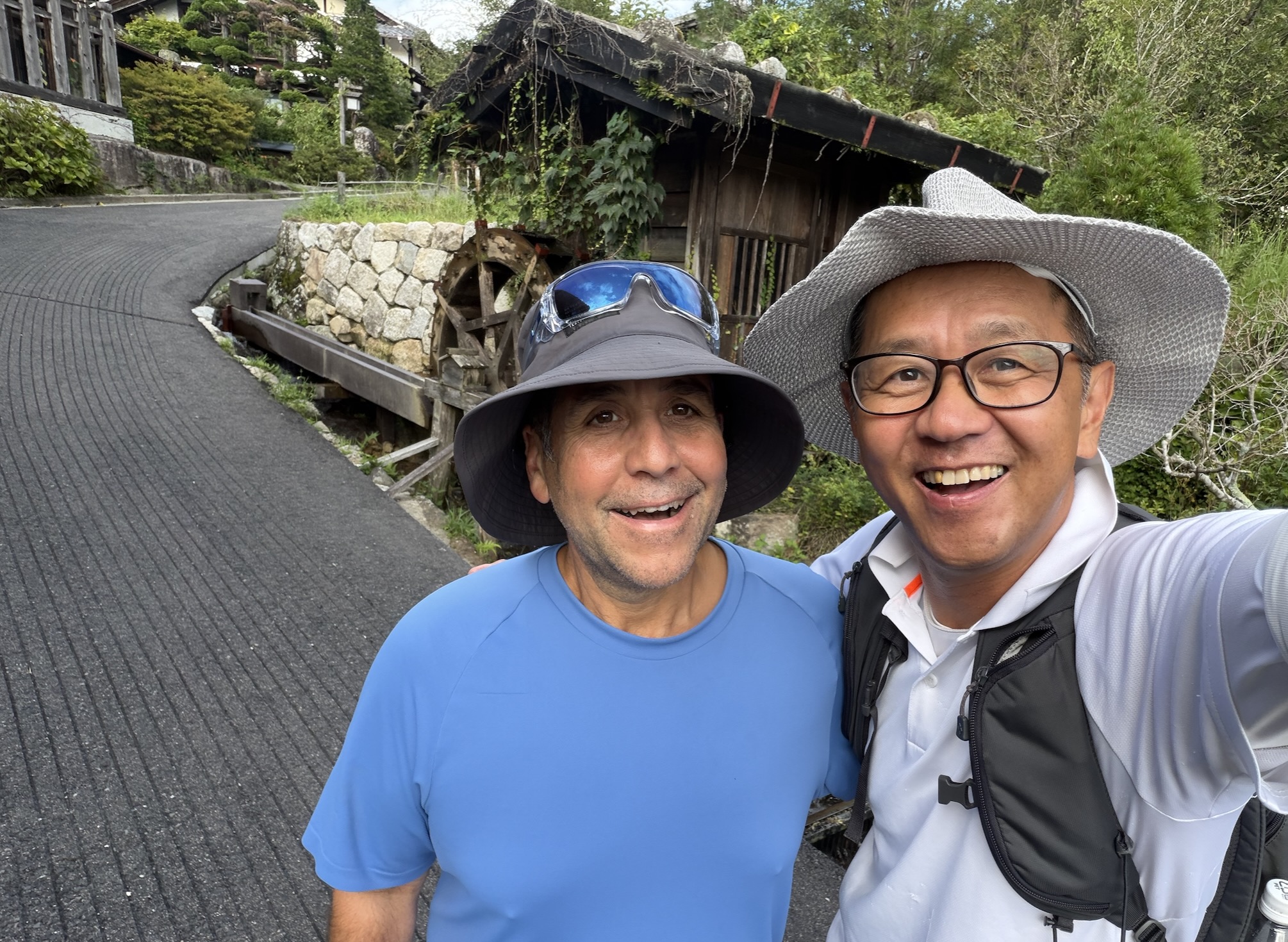 Private Nakasendo guide Ryo Yoshimura leading guests in Central Japan